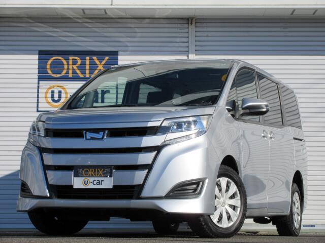 令和1年7月初年度登録の4WD・シルバーのノアが入庫いたしました。お気軽にお問い合わせください♪