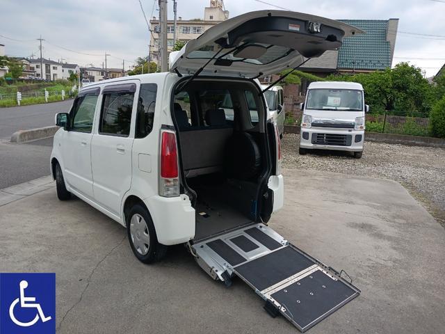 福祉車 スローパー 電動固定式 ナビ TV Bカメラ 福祉車両 スローパー 電動固定式 ナビ ...