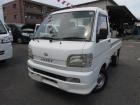外装は年式相応のお車になります。現車の確認をオススメします。