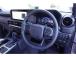 本革巻き3本スポークステアリング(ステアリングリモコン):TOYOTAロゴ:ハンドルヒーター。