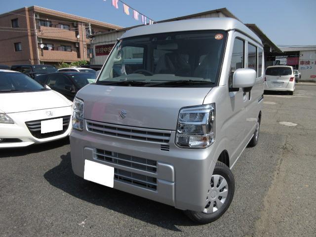 新車の状態の新古車です。