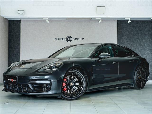 4ドアスポーツの頂。【ポルシェ パナメーラ GTS】日常と非日常を味わえる1台が入庫いたしました。